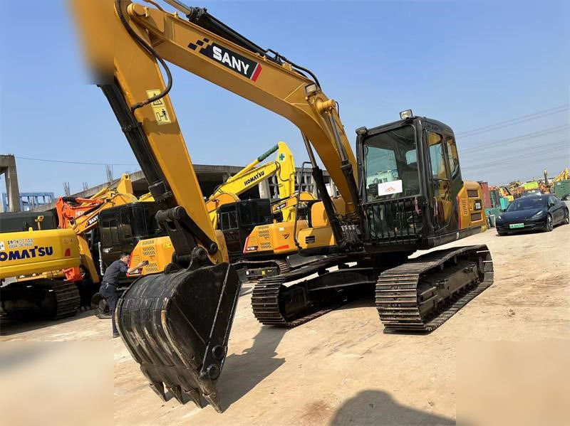 SANY SY135C - Crawler excavator: picture 3 SANY SY135C - Crawler excavator: picture 3