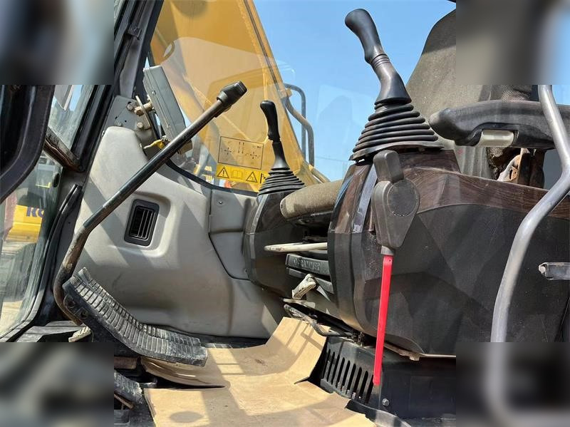 SANY SY135C - Crawler excavator: picture 3 SANY SY135C - Crawler excavator: picture 3