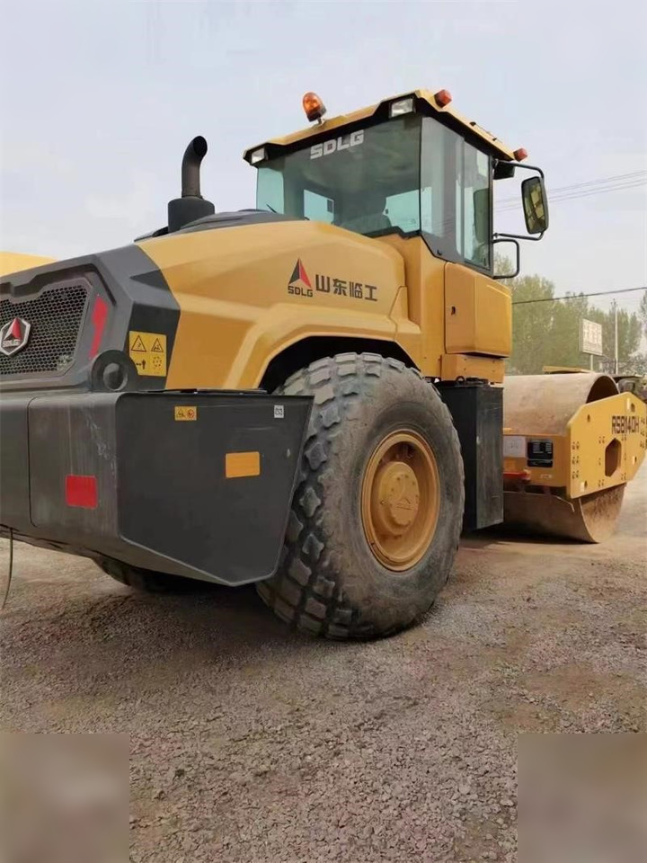 SDLG RS8140H - Roller: picture 2 SDLG RS8140H - Roller: picture 2