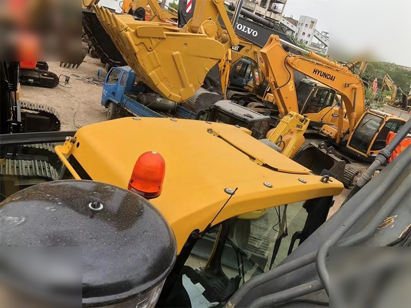 Crawler excavator VOLVO EC480DL: picture 8