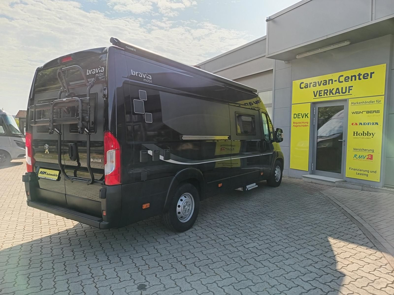 Bravia Swan 640*MARKISE*TV*SAT*FAHRRADTRÄGER*NAVI*SOLAR - Camper van: picture 5 Bravia Swan 640*MARKISE*TV*SAT*FAHRRADTRÄGER*NAVI*SOLAR - Camper van: picture 5