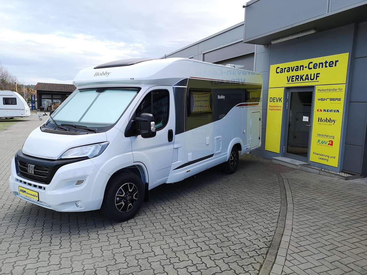 Hobby Optima V65 GE Edition F*AHK*MARKISE*NAVI*SOFORT* - Semi-integrated motorhome: picture 4 Hobby Optima V65 GE Edition F*AHK*MARKISE*NAVI*SOFORT* - Semi-integrated motorhome: picture 4