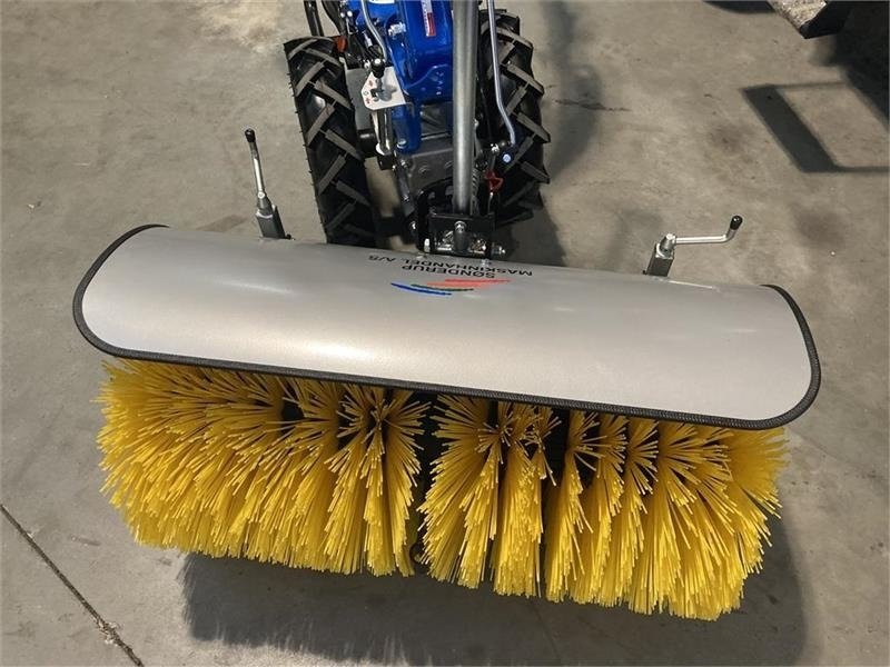 Industrial sweeper BCS 706 inkl. 80 cm fejemaskine: picture 7