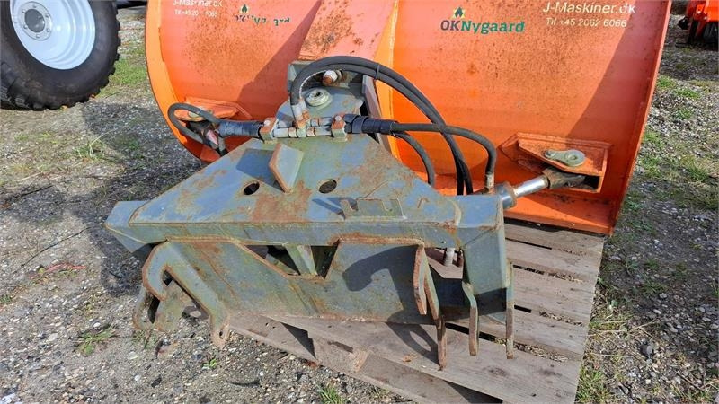 Kärcher MC 50 - Snow plough for Agricultural machinery: picture 3 Kärcher MC 50 - Snow plough for Agricultural machinery: picture 3