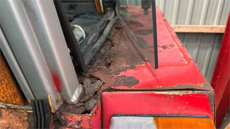 Massey Ferguson 699 - Farm tractor: picture 2 Massey Ferguson 699 - Farm tractor: picture 2