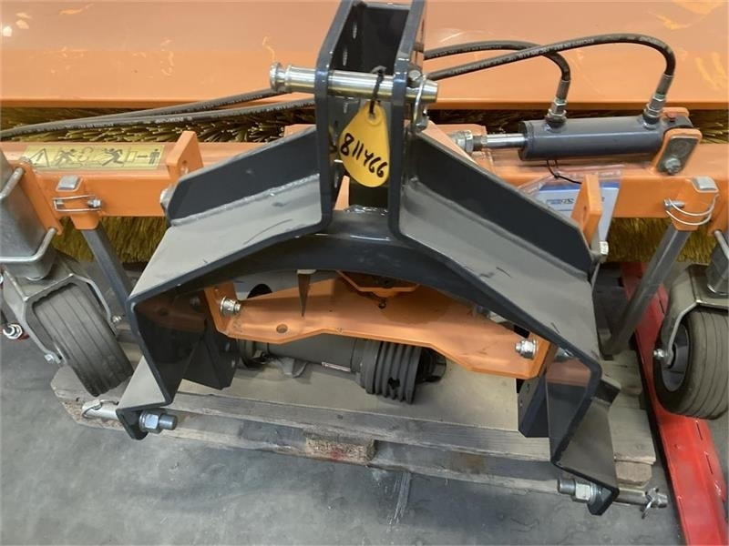 Nesbo FM 1500 P 1000H PTO - 3 pkt. 1 - Broom: picture 4 Nesbo FM 1500 P 1000H PTO - 3 pkt. 1 - Broom: picture 4