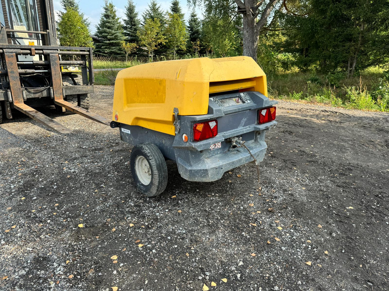 ATLAS COPCO XAS48 - Air compressor: picture 3 ATLAS COPCO XAS48 - Air compressor: picture 3