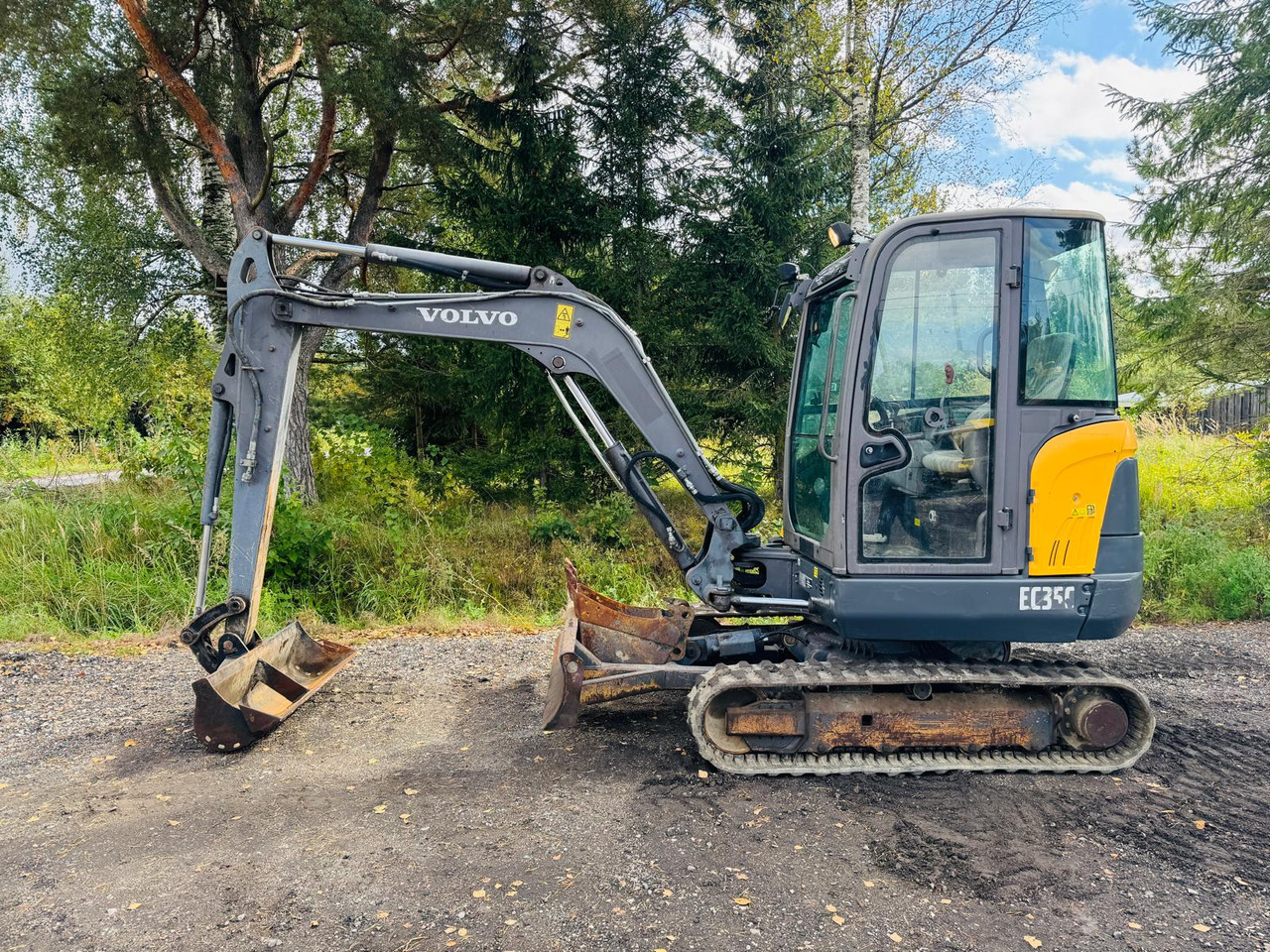 VOLVO EC35C - Mini excavator: picture 2 VOLVO EC35C - Mini excavator: picture 2