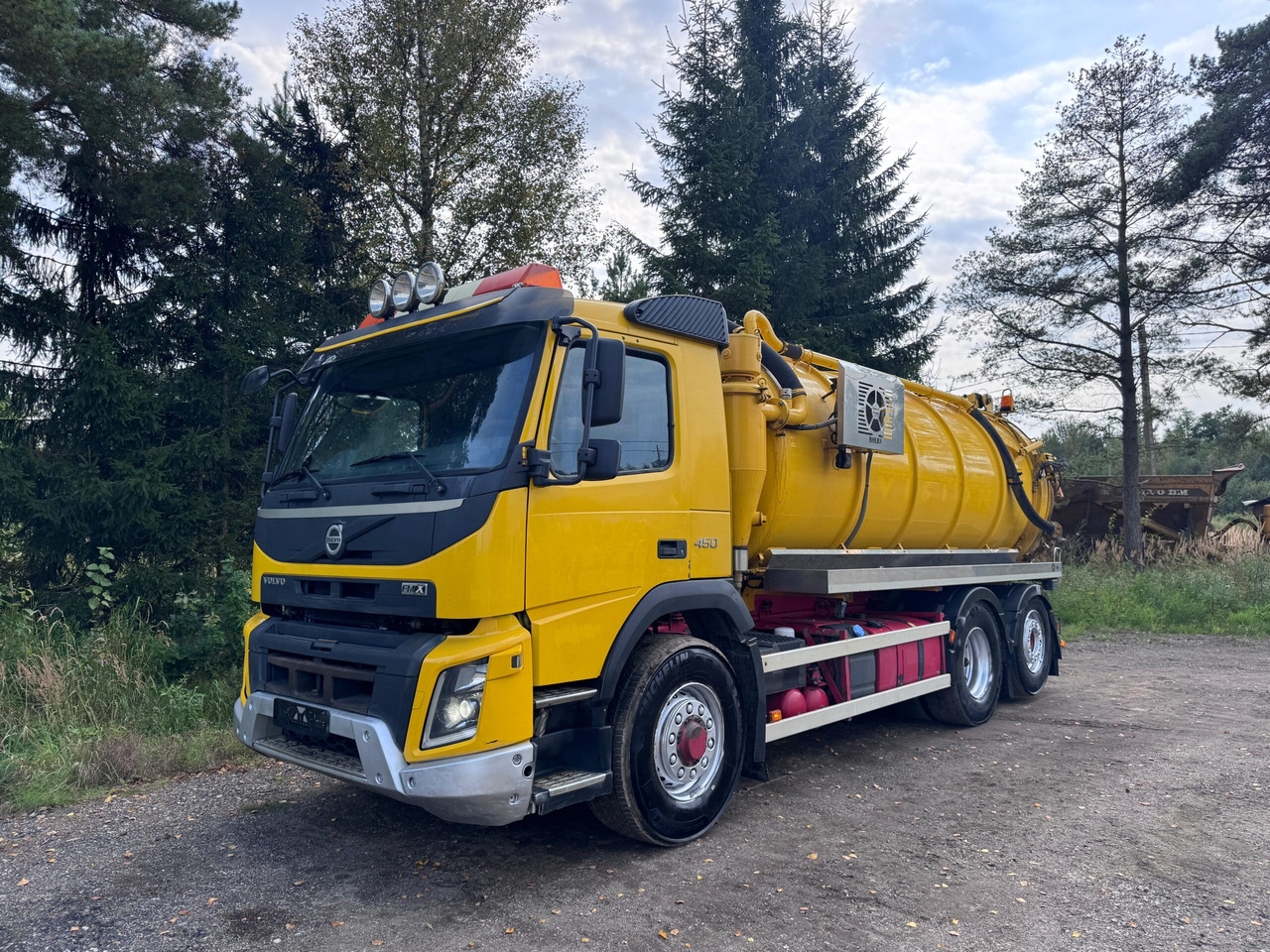 VOLVO FMX 450 - Vacuum truck: picture 1 VOLVO FMX 450 - Vacuum truck: picture 1