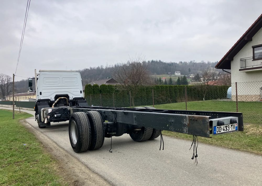 Mercedes-Benz Mercedes Axor 1829  Rama do zabudowy kiper beczka hakowiec laweta - Cab chassis truck: picture 3 Mercedes-Benz Mercedes Axor 1829  Rama do zabudowy kiper beczka hakowiec laweta - Cab chassis truck: picture 3