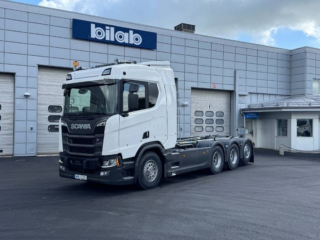Scania R 590 8x4*4 Lastväxlare Joab L27 - Hook lift truck: picture 1 Scania R 590 8x4*4 Lastväxlare Joab L27 - Hook lift truck: picture 1