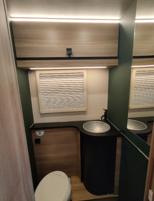 RIMOR Rimor KILIG 95 Plus NEW Retrofitted 5 Passenger Winter Camera Navigation leasing RIMOR Rimor KILIG 95 Plus NEW Retrofitted 5 Passenger Winter Camera Navigation: picture 19