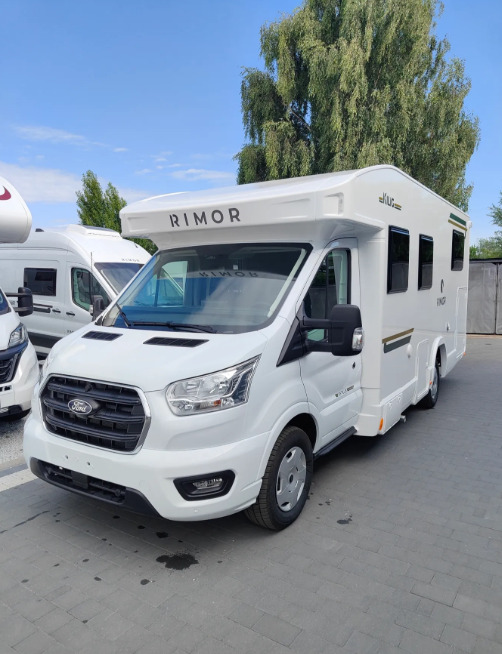 RIMOR Rimor KILIG 95 Plus NEW Retrofitted 5 Passenger Winter Camera Navigation - Camper van: picture 2 RIMOR Rimor KILIG 95 Plus NEW Retrofitted 5 Passenger Winter Camera Navigation - Camper van: picture 2