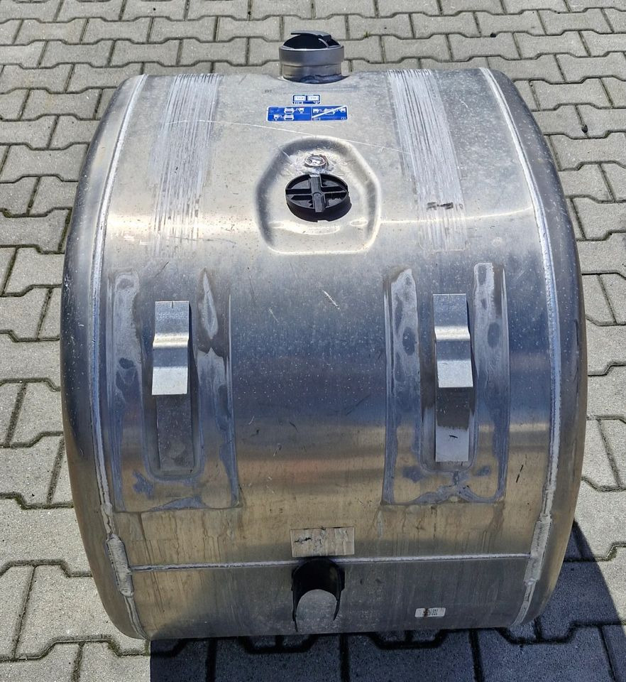 SCANIA R S ZBIORNIK PALIWA 265L NOWY - Fuel system: picture 2 SCANIA R S ZBIORNIK PALIWA 265L NOWY - Fuel system: picture 2