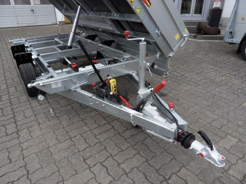 Böckmann PKW Anhänger Dreiseitenkipper 3,5 to. 13 " - Tipper trailer: picture 4 Böckmann PKW Anhänger Dreiseitenkipper 3,5 to. 13 " - Tipper trailer: picture 4