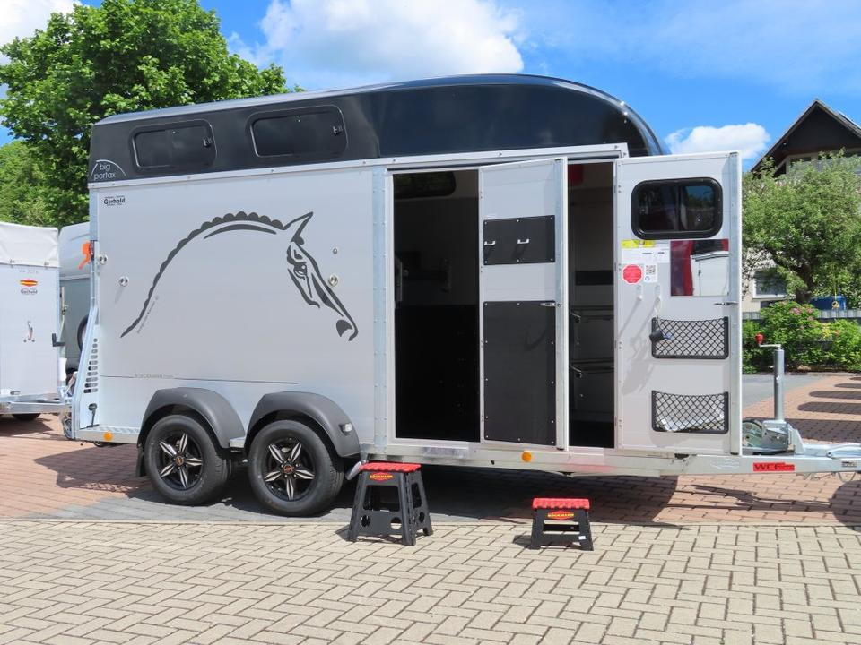 Böckmann Pferdeanhänger Big Portax WCF Videokamera - Horse trailer: picture 1 Böckmann Pferdeanhänger Big Portax WCF Videokamera - Horse trailer: picture 1