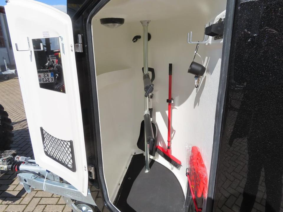 Böckmann Pferdeanhänger, Comfort, Flügeltür,100 km/h,Aluboden - Horse trailer: picture 2 Böckmann Pferdeanhänger, Comfort, Flügeltür,100 km/h,Aluboden - Horse trailer: picture 2