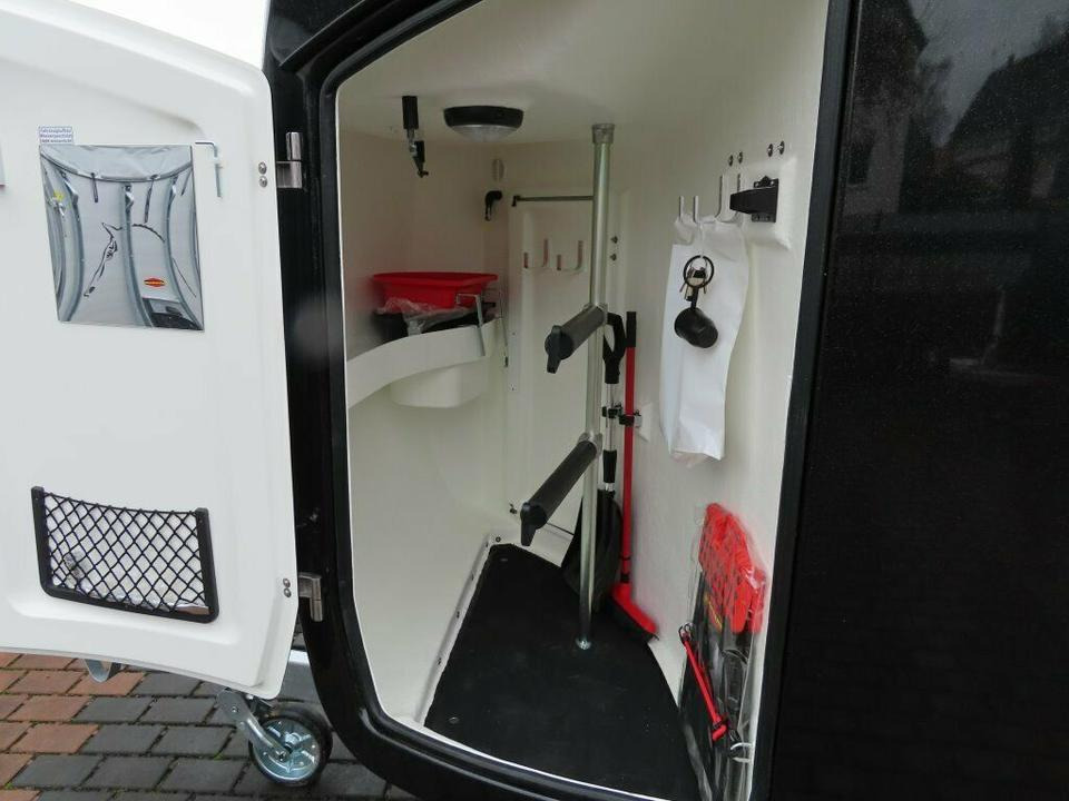 Böckmann, Pferdeanhänger, Master 25, WCF,Aluboden, SaKa, 100 km/h - Horse trailer: picture 2 Böckmann, Pferdeanhänger, Master 25, WCF,Aluboden, SaKa, 100 km/h - Horse trailer: picture 2