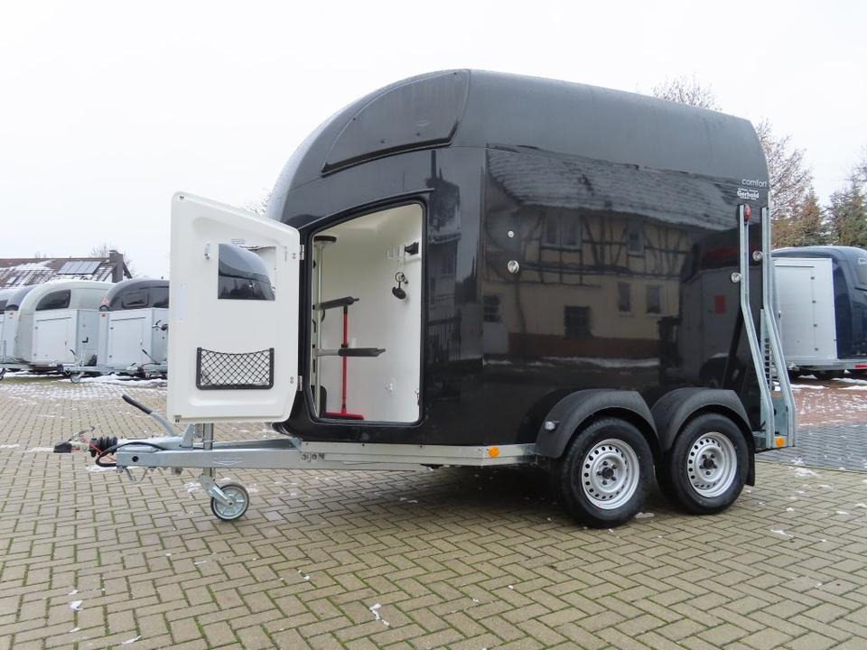 Böckmann Pferdeanhänger, NEU Comfort 23, Sattelkammer,ALUBODEN - Horse trailer: picture 1 Böckmann Pferdeanhänger, NEU Comfort 23, Sattelkammer,ALUBODEN - Horse trailer: picture 1