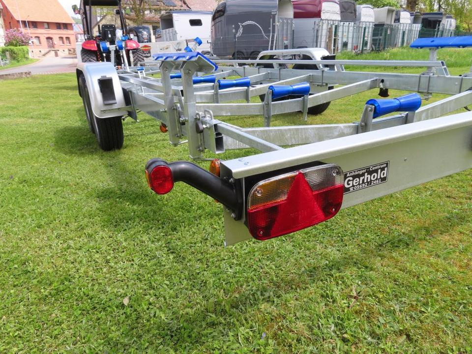 Boat trailer Böckmann TPV, PKW Anhänger, Bootstrailer, 3,5 to. Winde, 100 km/h: picture 9 Boat trailer Böckmann TPV, PKW Anhänger, Bootstrailer, 3,5 to. Winde, 100 km/h: picture 9