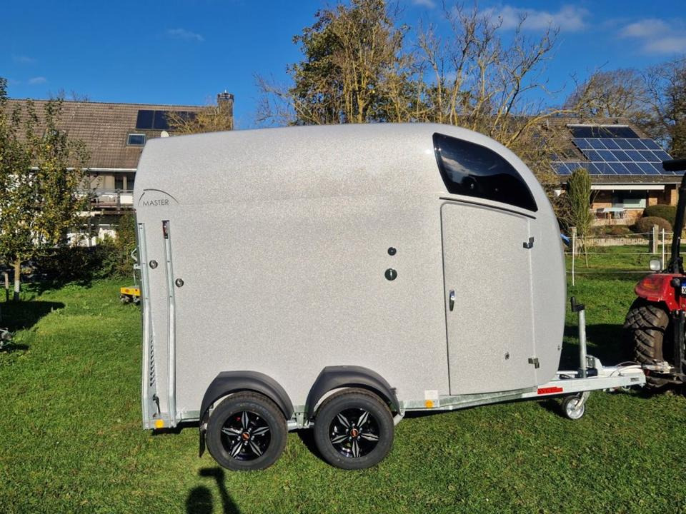Pferdeanhänger Böckmann, Master, WCF, Aluräder, Sattelk.100 Km - Horse trailer: picture 3 Pferdeanhänger Böckmann, Master, WCF, Aluräder, Sattelk.100 Km - Horse trailer: picture 3