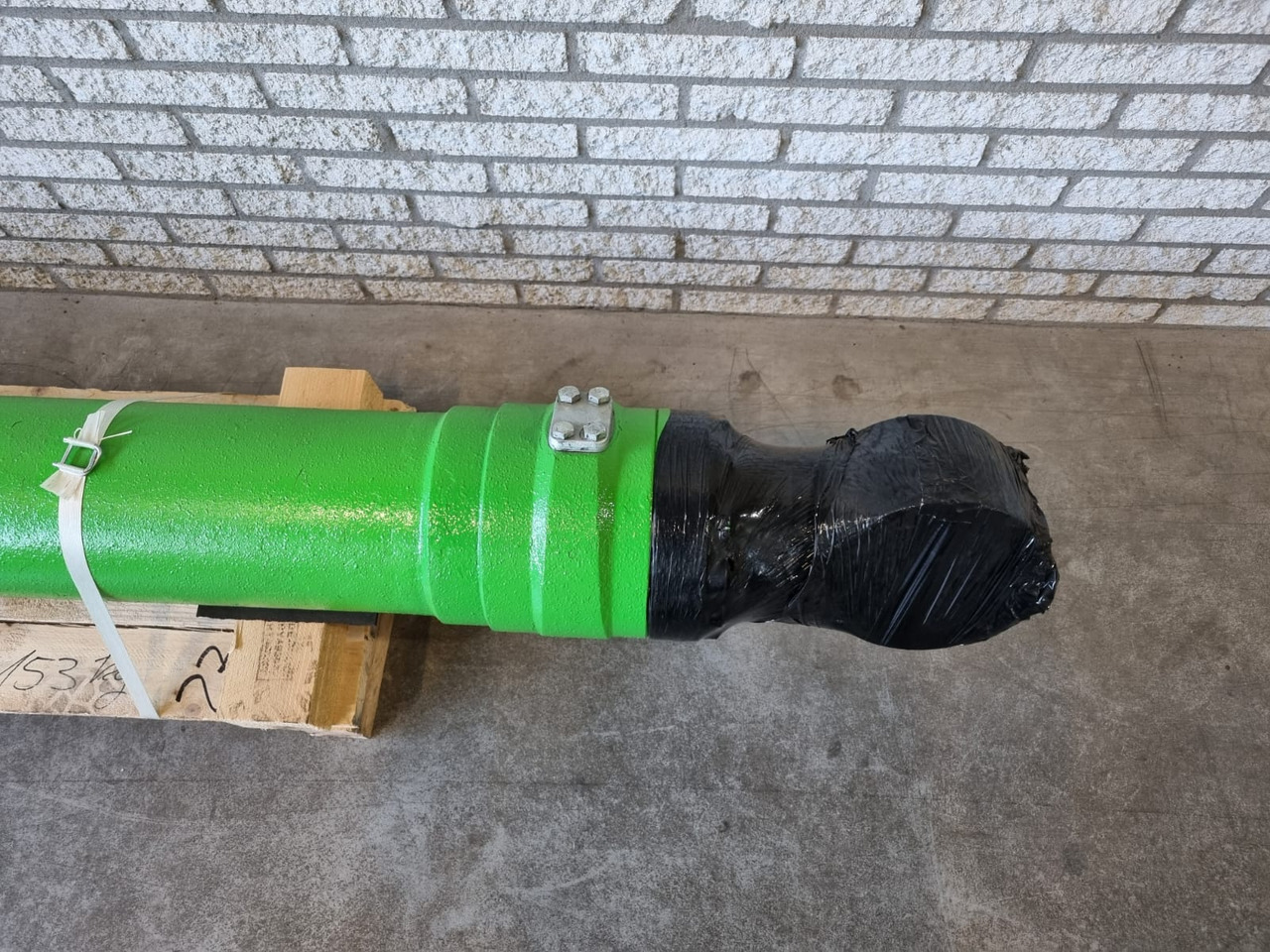 Sennebogen 870 Stick + boom Cylinder + 835 C boom + stick cylinder - Hydraulic cylinder for Waste/ Industry handler: picture 4 Sennebogen 870 Stick + boom Cylinder + 835 C boom + stick cylinder - Hydraulic cylinder for Waste/ Industry handler: picture 4