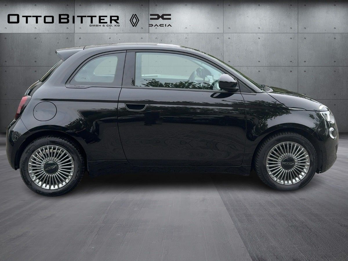 Fiat 500e Icon Elektro 16"ALU/NAVI/SCHNELLADER-50KW - Sedan: picture 5 Fiat 500e Icon Elektro 16"ALU/NAVI/SCHNELLADER-50KW - Sedan: picture 5
