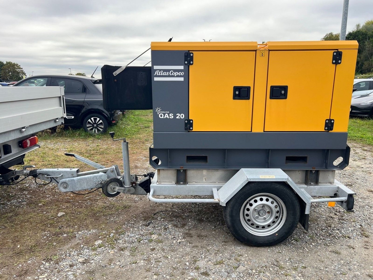 IBERICA Atlas Copco Stromerzeuger QAS20 (20kVA/1 - Car trailer: picture 2 IBERICA Atlas Copco Stromerzeuger QAS20 (20kVA/1 - Car trailer: picture 2