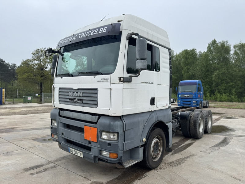 MAN TGA 33.480 (MANUAL GEARBOX / BOITE MANUELLE / 6X4 / CAMION FRANCAIS EN BON ETAT !) - Cab chassis truck: picture 1 MAN TGA 33.480 (MANUAL GEARBOX / BOITE MANUELLE / 6X4 / CAMION FRANCAIS EN BON ETAT !) - Cab chassis truck: picture 1