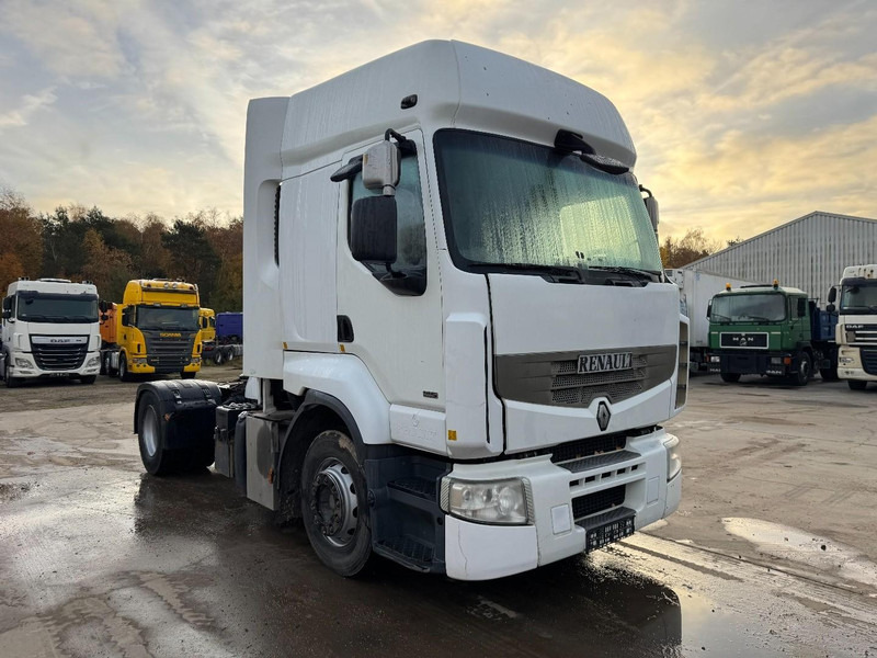 Renault Premium 450 DXI (MANUAL GEARBOX / BOITE MANUELLE / 410.000 km) - Tractor unit: picture 3 Renault Premium 450 DXI (MANUAL GEARBOX / BOITE MANUELLE / 410.000 km) - Tractor unit: picture 3