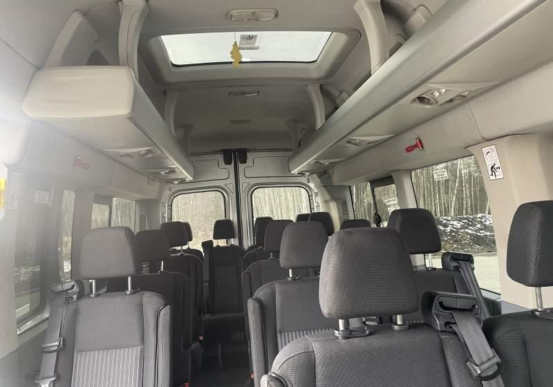 Coach Ford Transit L4, H3: picture 15