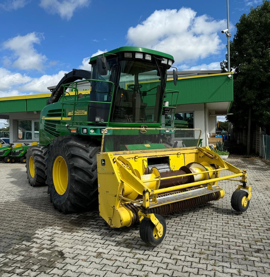JOHN DEERE TRINCIA 7400 - Forage harvester: picture 5 JOHN DEERE TRINCIA 7400 - Forage harvester: picture 5