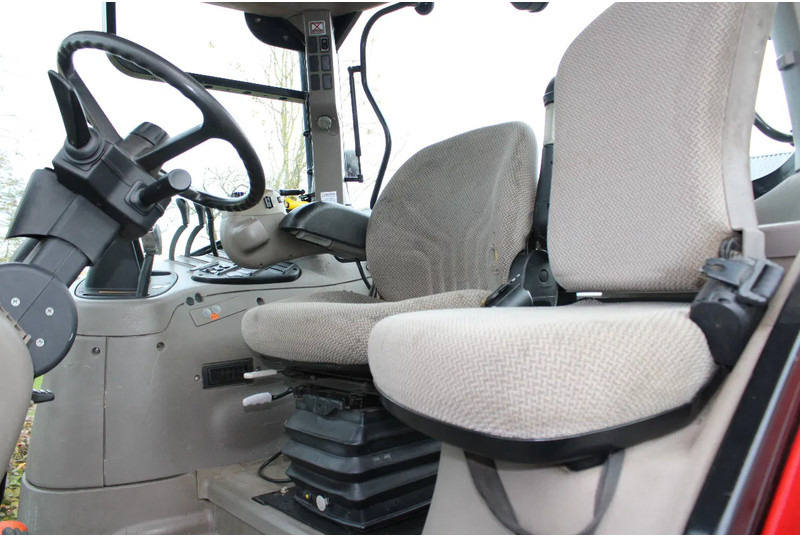 Farm tractor Case IH MAXXUM 125: picture 10