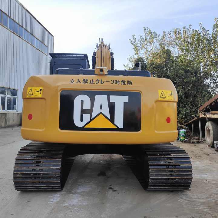 95% New Well Maintained Low Working Hours Used Excavator CAT320D CAT320d Used Excavator for Sale at the Lowest Price - Crawler excavator: picture 3 95% New Well Maintained Low Working Hours Used Excavator CAT320D CAT320d Used Excavator for Sale at the Lowest Price - Crawler excavator: picture 3