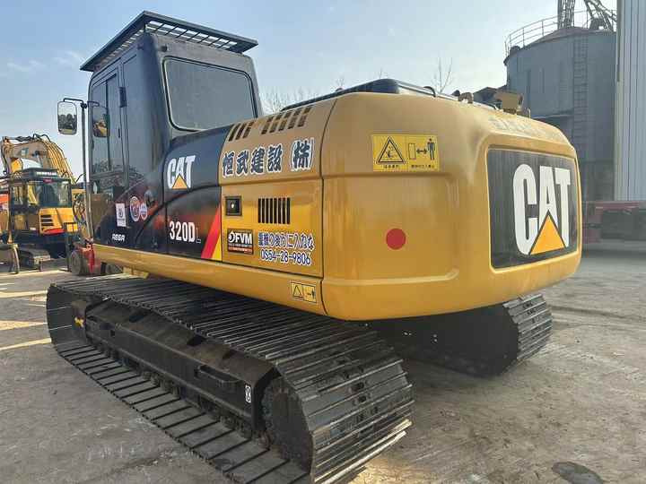 95% New Well Maintained Low Working Hours Used Excavator CAT320D CAT320d Used Excavator for Sale at the Lowest Price - Crawler excavator: picture 3 95% New Well Maintained Low Working Hours Used Excavator CAT320D CAT320d Used Excavator for Sale at the Lowest Price - Crawler excavator: picture 3