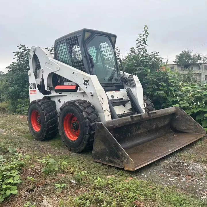 BOBCAT Brand Skid Loader S300 Used Machine Hot Sale - Wheel loader: picture 1 BOBCAT Brand Skid Loader S300 Used Machine Hot Sale - Wheel loader: picture 1