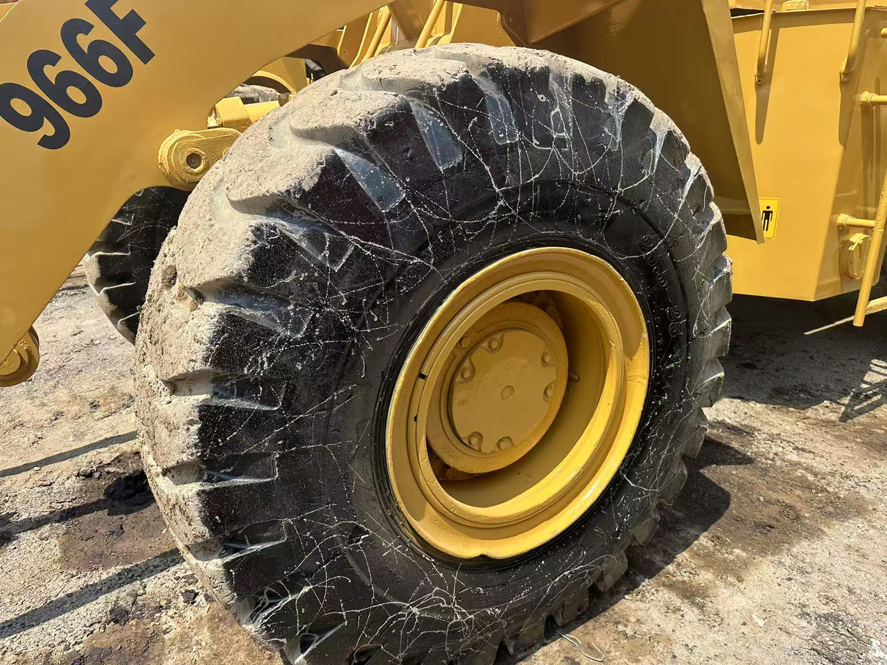 Wheel loader CATERPILLAR 966f [ Copy ] [ Copy ] [ Copy ] [ Copy ]: picture 12