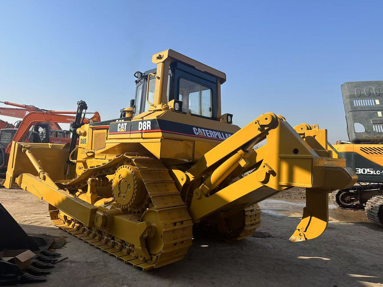 Bulldozer CATERPILLAR D8r [ Copy ]: picture 16