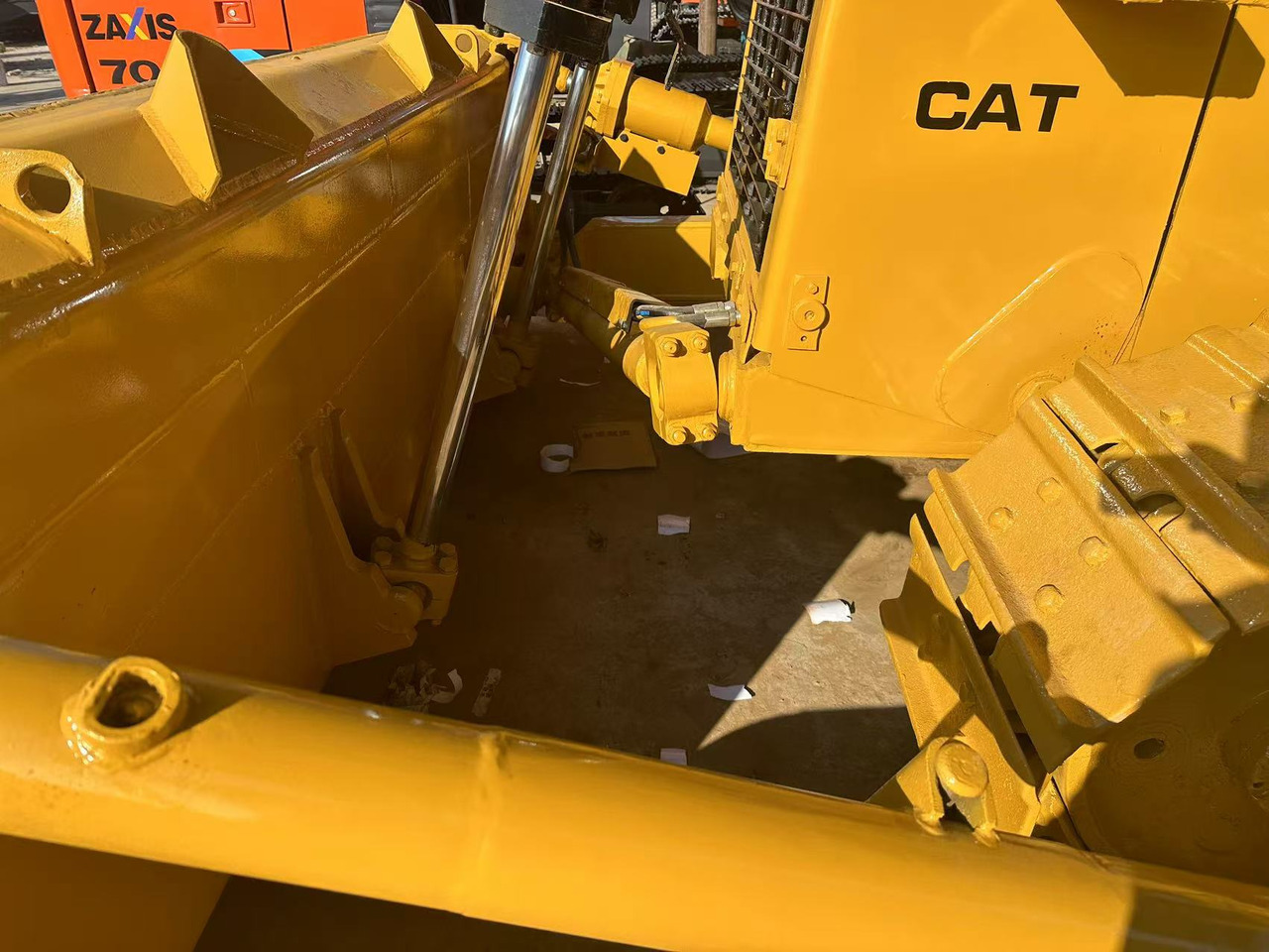 Bulldozer CATERPILLAR D8r [ Copy ]: picture 14