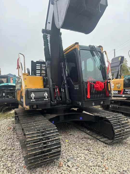 China Brand Used VOLVO EC140 Mini Excavator 6ton Crawler Earth Digger Machine for Sale - Mini excavator: picture 4 China Brand Used VOLVO EC140 Mini Excavator 6ton Crawler Earth Digger Machine for Sale - Mini excavator: picture 4