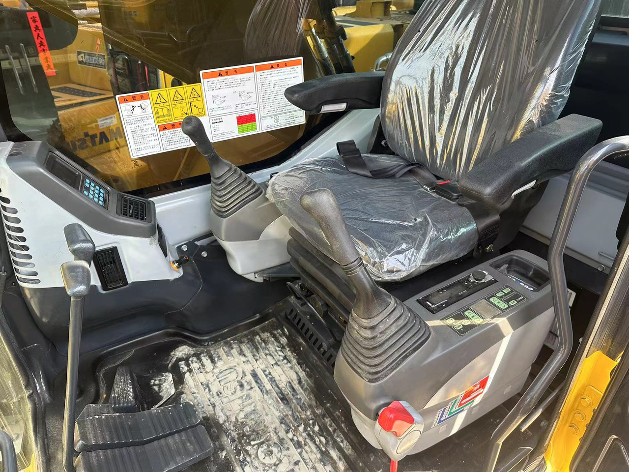 Construction machinery Komatsu pc350-7: picture 10