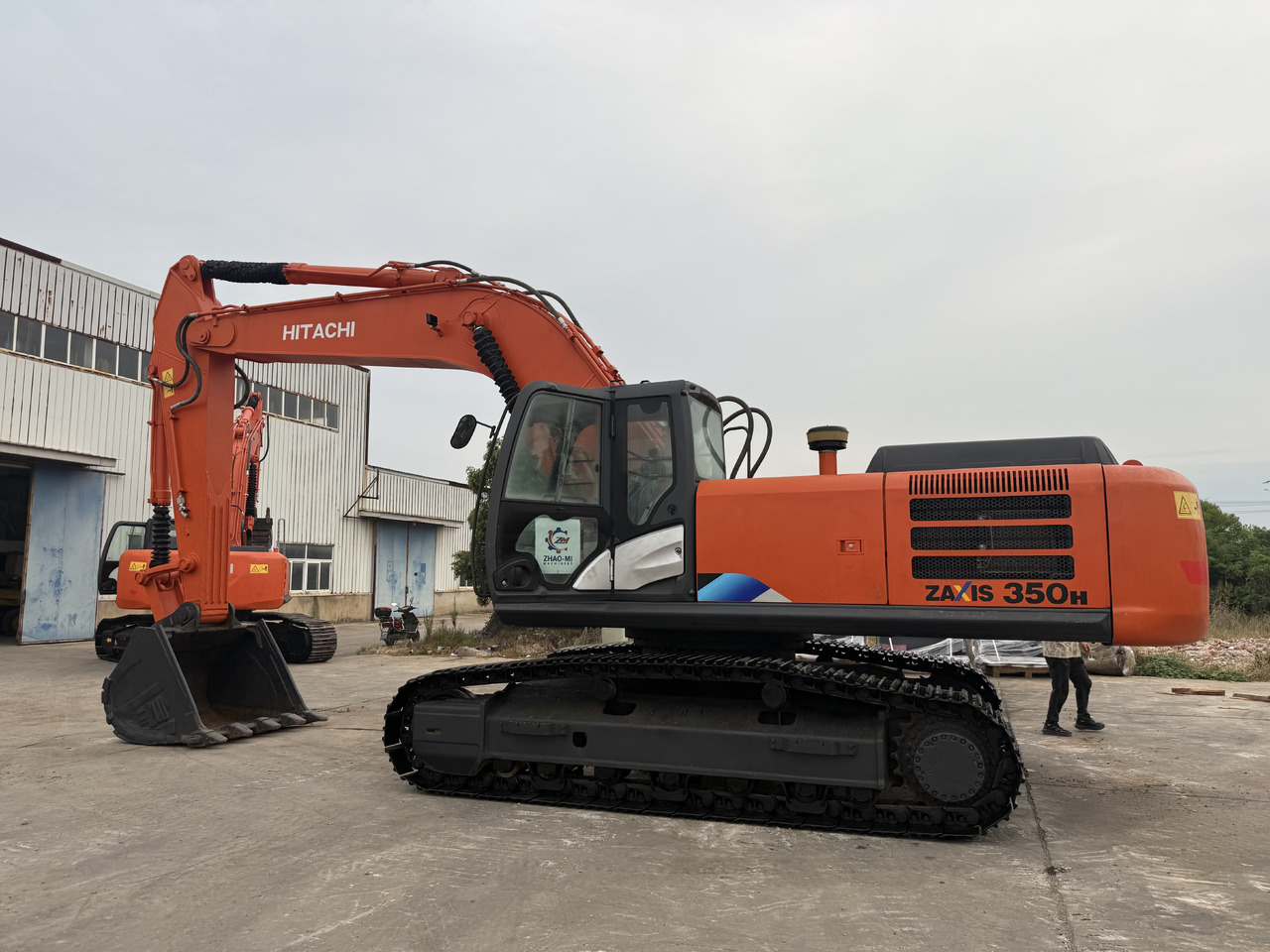 HITACHI 350-5g - Crawler excavator: picture 3 HITACHI 350-5g - Crawler excavator: picture 3