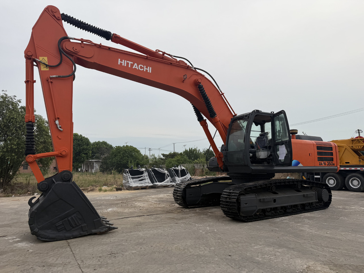 HITACHI 350-5g - Crawler excavator: picture 1 HITACHI 350-5g - Crawler excavator: picture 1