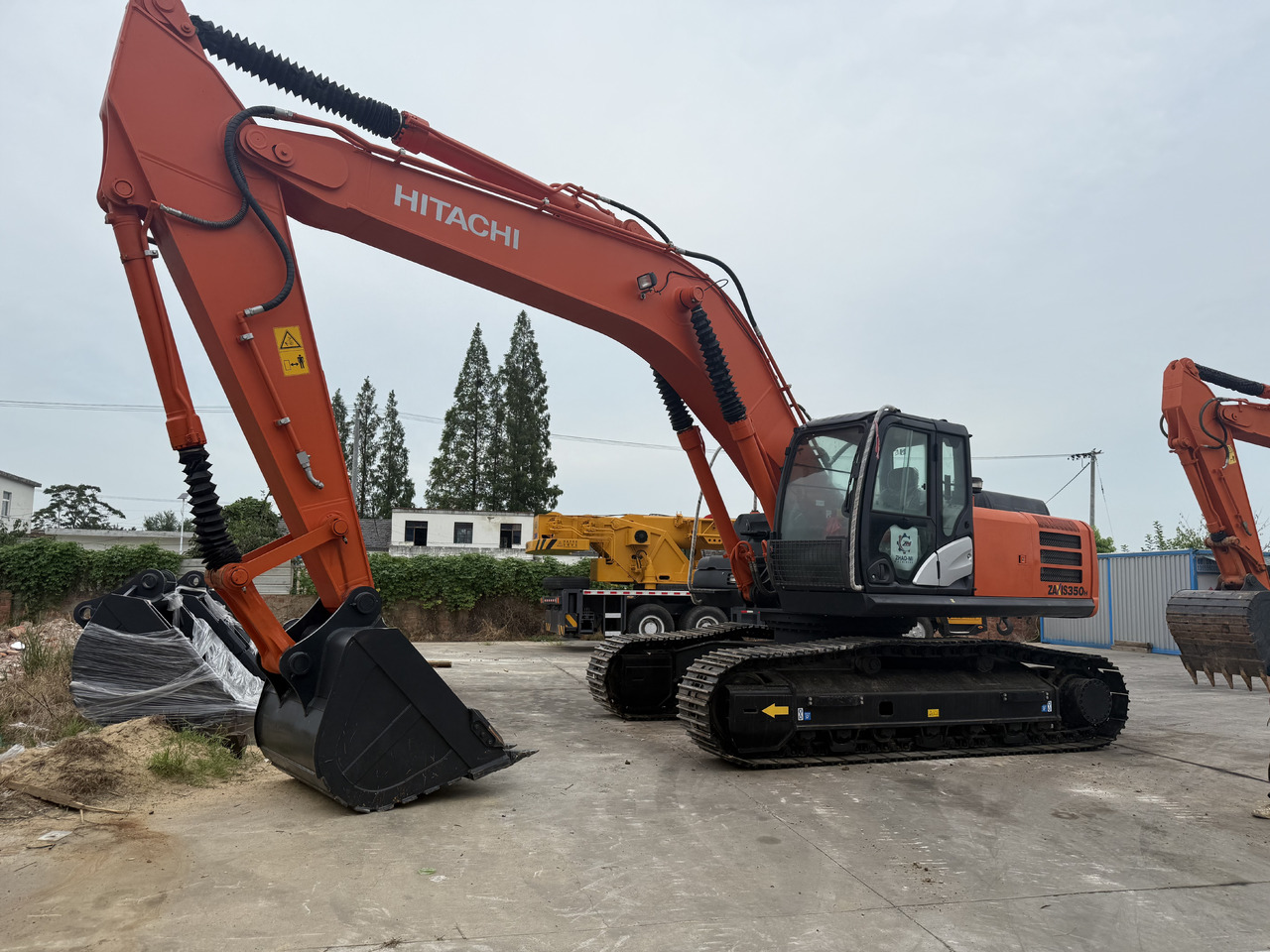 Hitachi 350-5g - Crawler excavator: picture 2 Hitachi 350-5g - Crawler excavator: picture 2