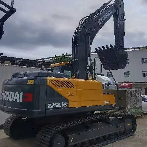 Hyundai Digger 225lvs Second Hand Korea Made High Performance Machine Hyundai Excavator for Sale - Crawler excavator: picture 5 Hyundai Digger 225lvs Second Hand Korea Made High Performance Machine Hyundai Excavator for Sale - Crawler excavator: picture 5
