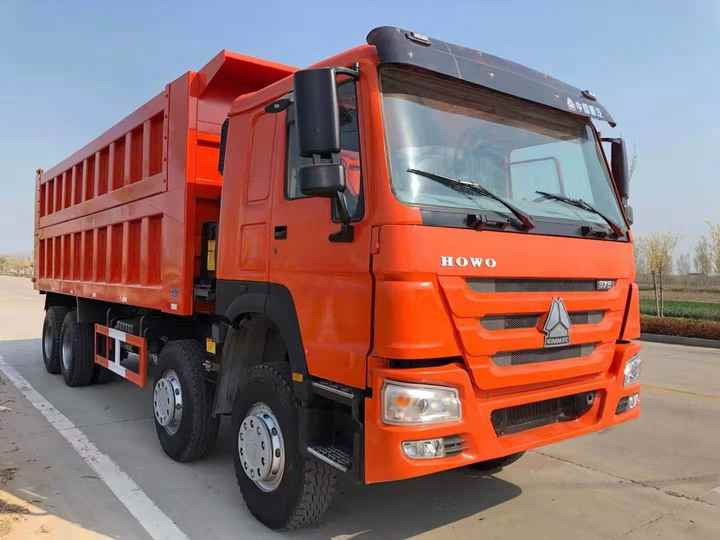 Nearly Brand New Howo Brand 375 8 *4 12 Wheels Dump Truck in Stock Dump Truck 371 375 400 Horsepower 6*4 8*4 Wheels - Tipper: picture 2 Nearly Brand New Howo Brand 375 8 *4 12 Wheels Dump Truck in Stock Dump Truck 371 375 400 Horsepower 6*4 8*4 Wheels - Tipper: picture 2