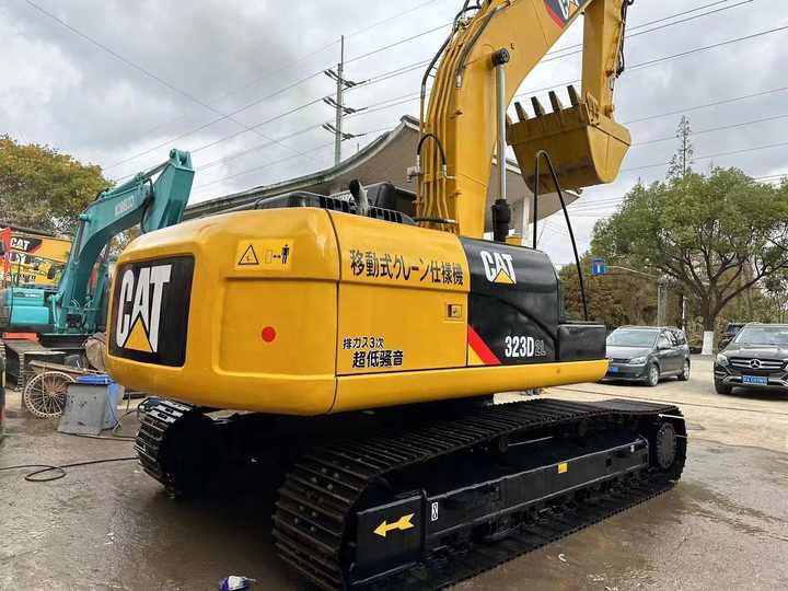 Excavator Used Caterpillar 323d Excavator for Sale   Original Caterpillar 320 330 323 336d Excavator on Sale [ Copy ] [ Copy ] [ Copy ] [ Copy ]: picture 6