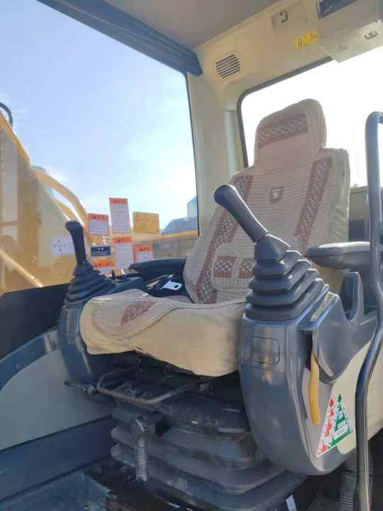 Used Crawler 315d2gc Caterpillar Excavator for Sale Used Engineering & Construction Machinery - Excavator: picture 3 Used Crawler 315d2gc Caterpillar Excavator for Sale Used Engineering & Construction Machinery - Excavator: picture 3