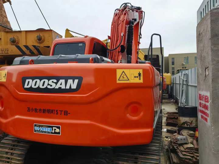 Used Doosan Hydraulic Excavator DX140 Low Price Korea Doosan DX140-9 Used Excavator for Sale - Excavator: picture 4 Used Doosan Hydraulic Excavator DX140 Low Price Korea Doosan DX140-9 Used Excavator for Sale - Excavator: picture 4