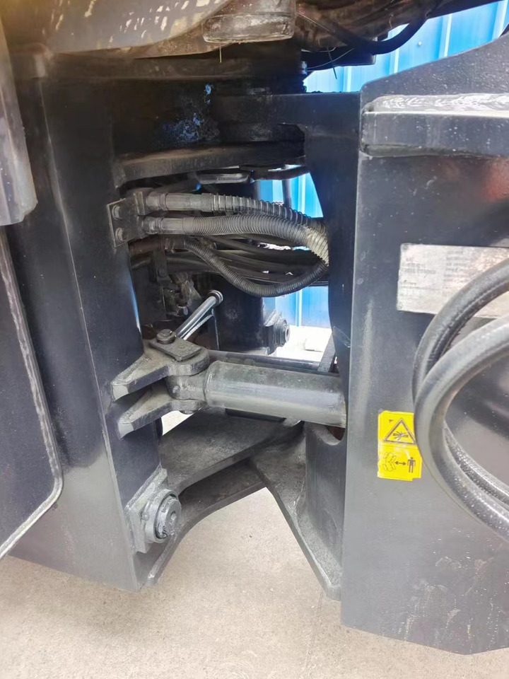 Wheel loader komatsu wa320-5 [ Copy ]: picture 6